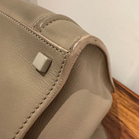 Celine Luggage Medium Bag AVAILABLE TILL 06/01 - Picture 8 of 13